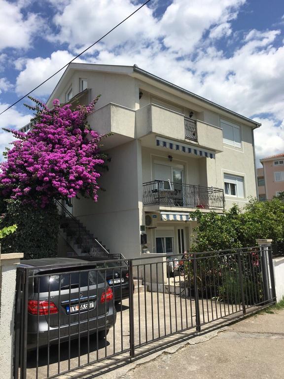 Apartments Pean ティヴァト エクステリア 写真