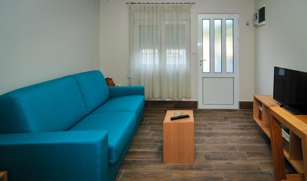 Apartments Pean ティヴァト エクステリア 写真