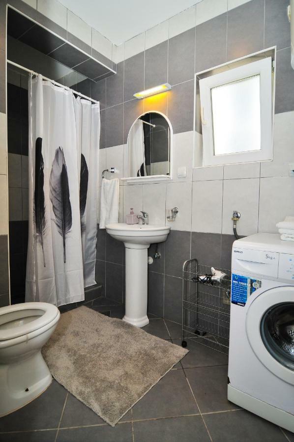 Apartments Pean ティヴァト エクステリア 写真