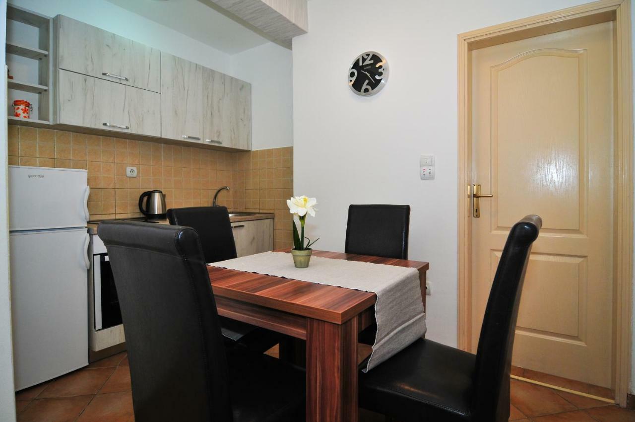 Apartments Pean ティヴァト エクステリア 写真
