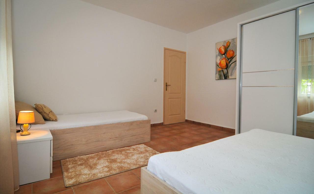 Apartments Pean ティヴァト エクステリア 写真