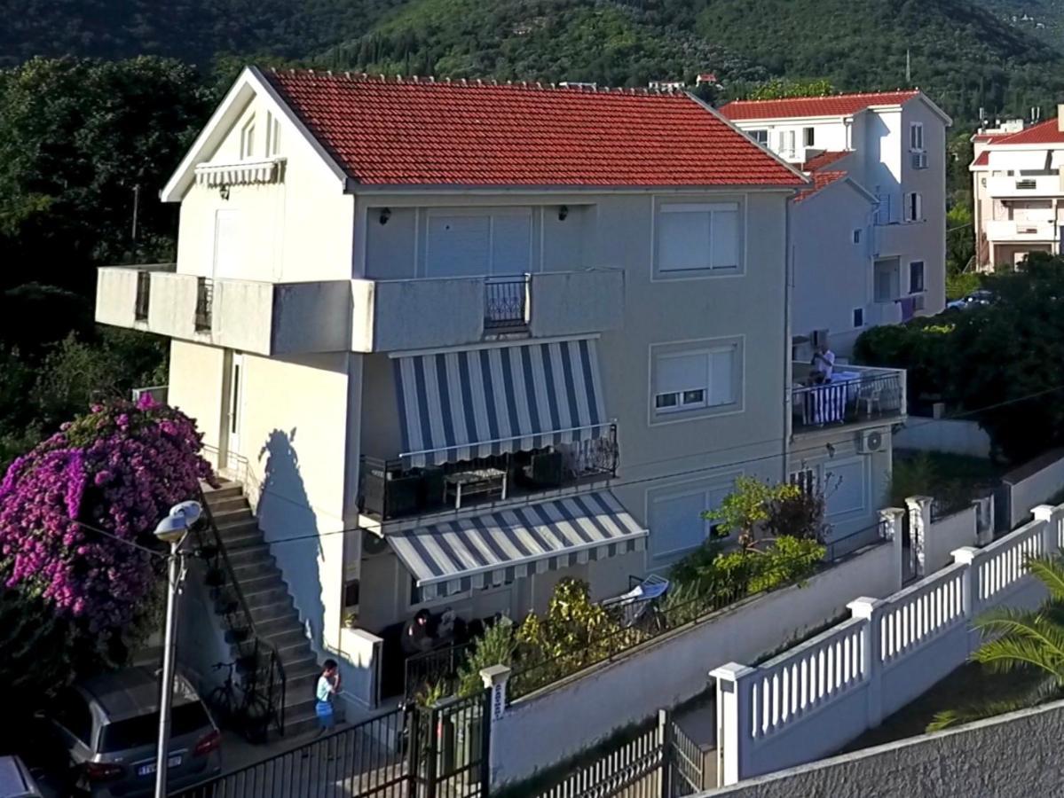 Apartments Pean ティヴァト エクステリア 写真