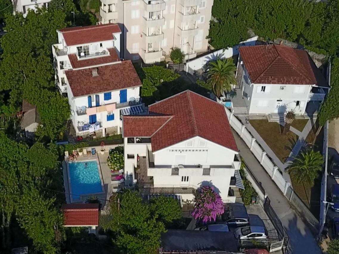 Apartments Pean ティヴァト エクステリア 写真
